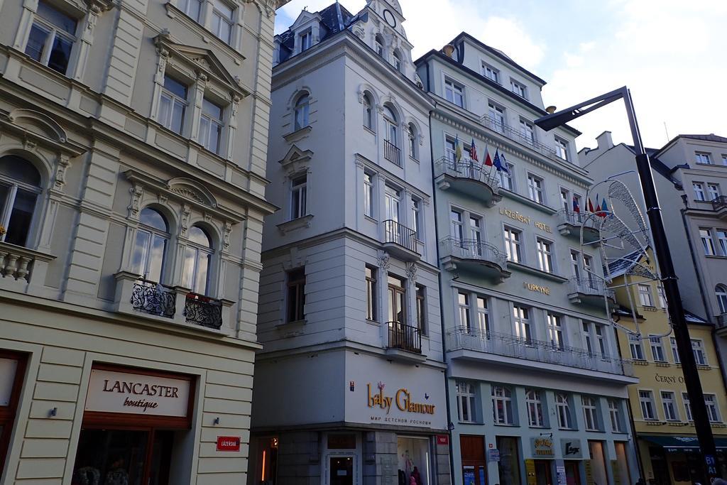 Apartment In City Center - Morassi Karlovy Vary Chambre photo
